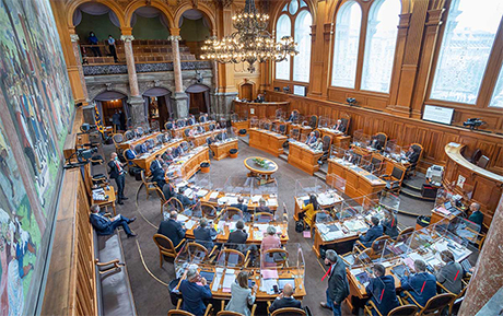 Après le Conseil national durant la session d'automne du Parlement, c'était au tour du Conseil des Etats de se pencher sur le moratoire concernant les OGM. (©Parlement suisse) 