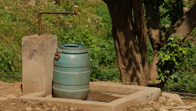  The Chlorination of tap water is an accepted means of reducing infections worldwide (Photo: Michael Vogel, Eawag) 